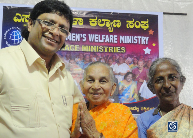 Esther ministry is the social wing of Grace Ministry in Mangalore introduced by Sis Hanna Richard to Provide encouragement, comfort, and support for old aged women and widows in India.